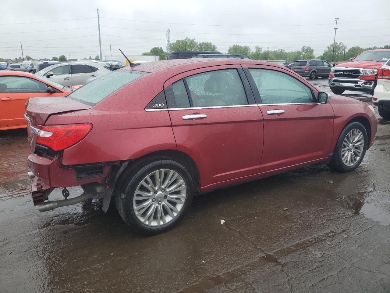2012 Chrysler 200 Limited - Фото 3