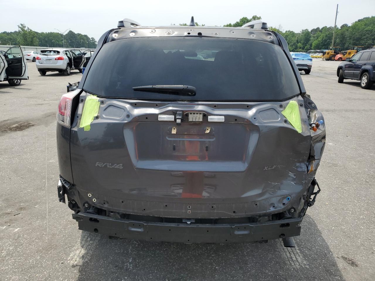 2017 Toyota Rav4 Xle - Image 6