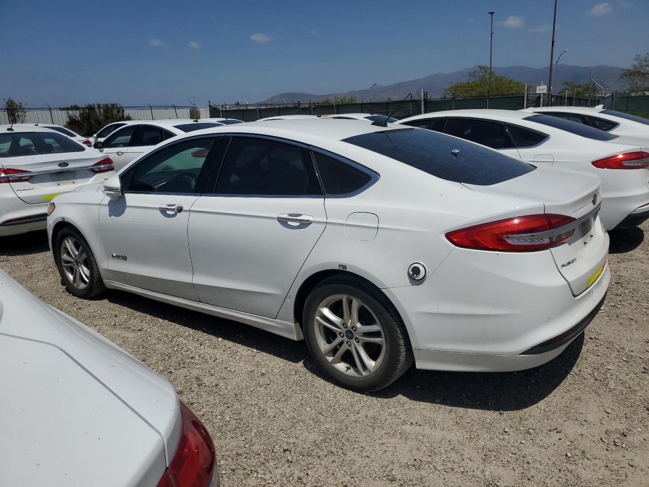 2018 Ford Fusion Se Hybrid - Фото 2
