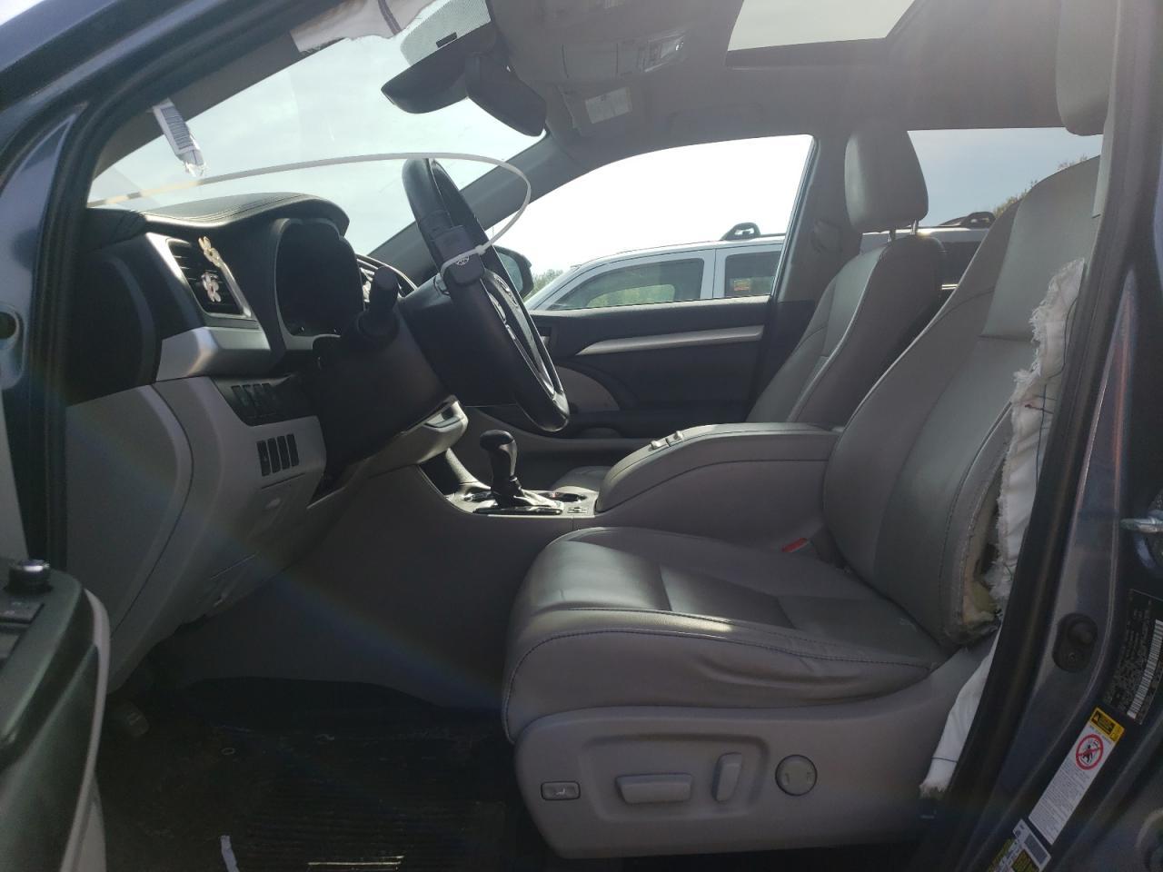 2019 Toyota Highlander Se - Фото 7