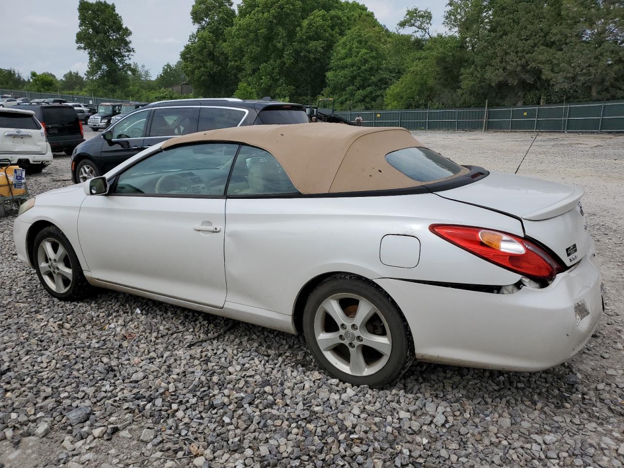 2005 Toyota Camry Solara Se - Image 2