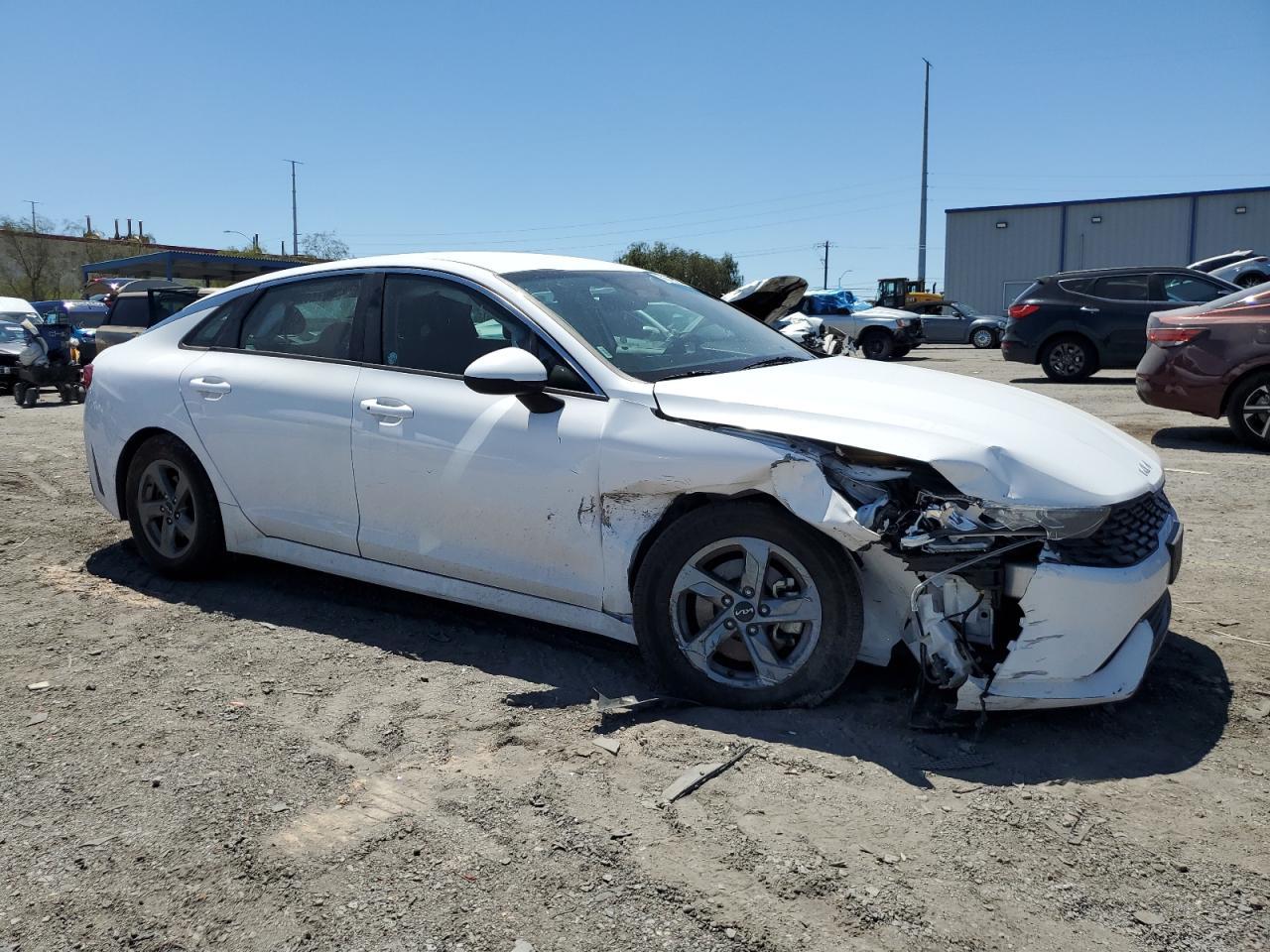 2022 Kia K5 Lxs - Фото 4