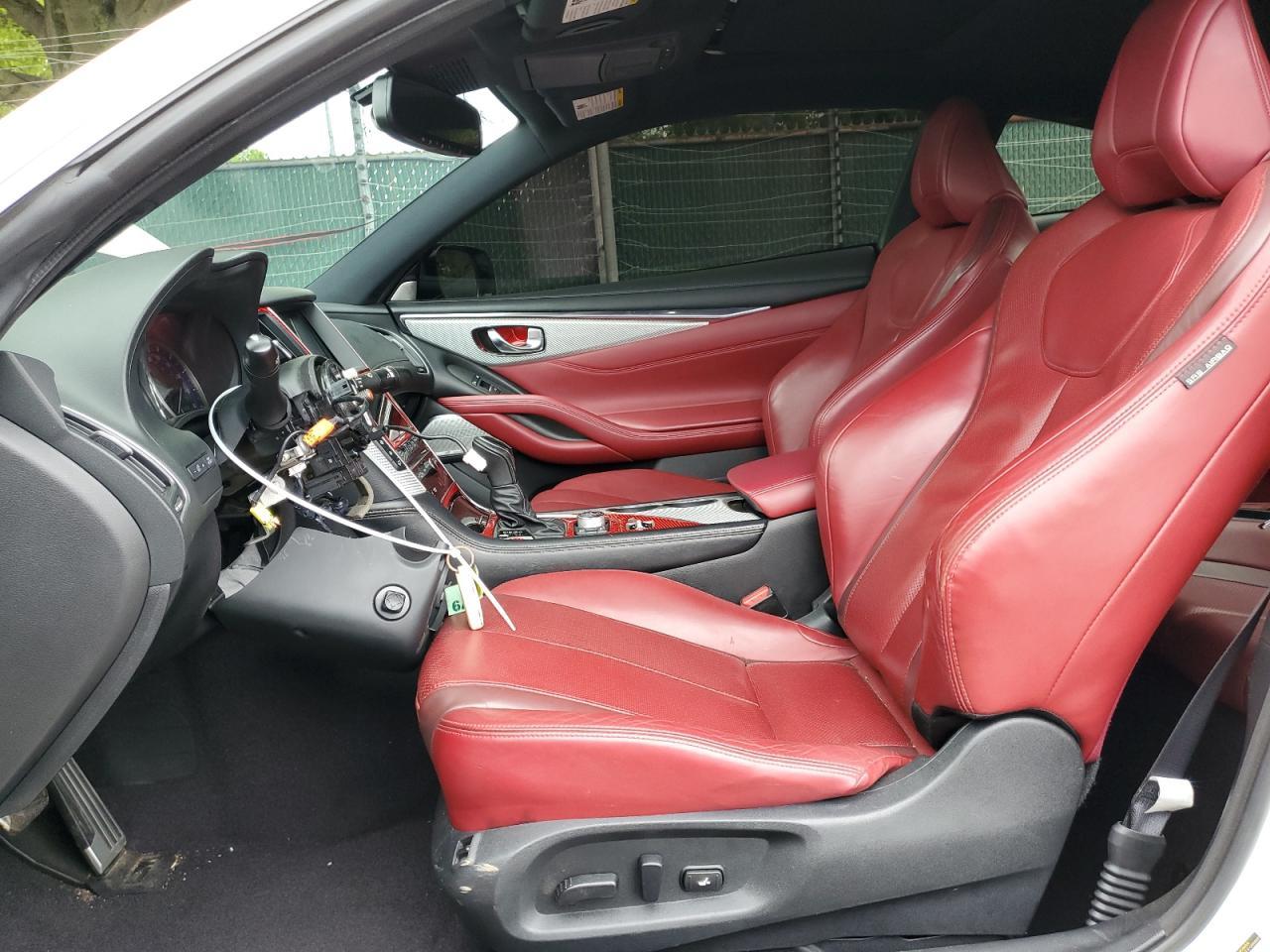 2019 Infiniti Q60 Red Sport 400 - Image 7