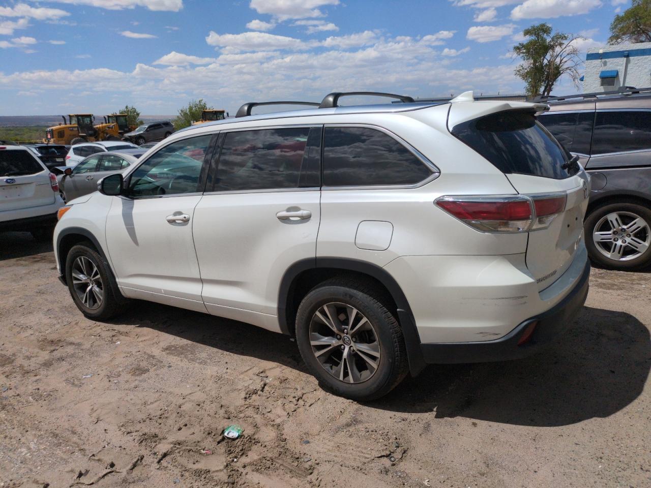 2016 Toyota Highlander Xle - Фото 2