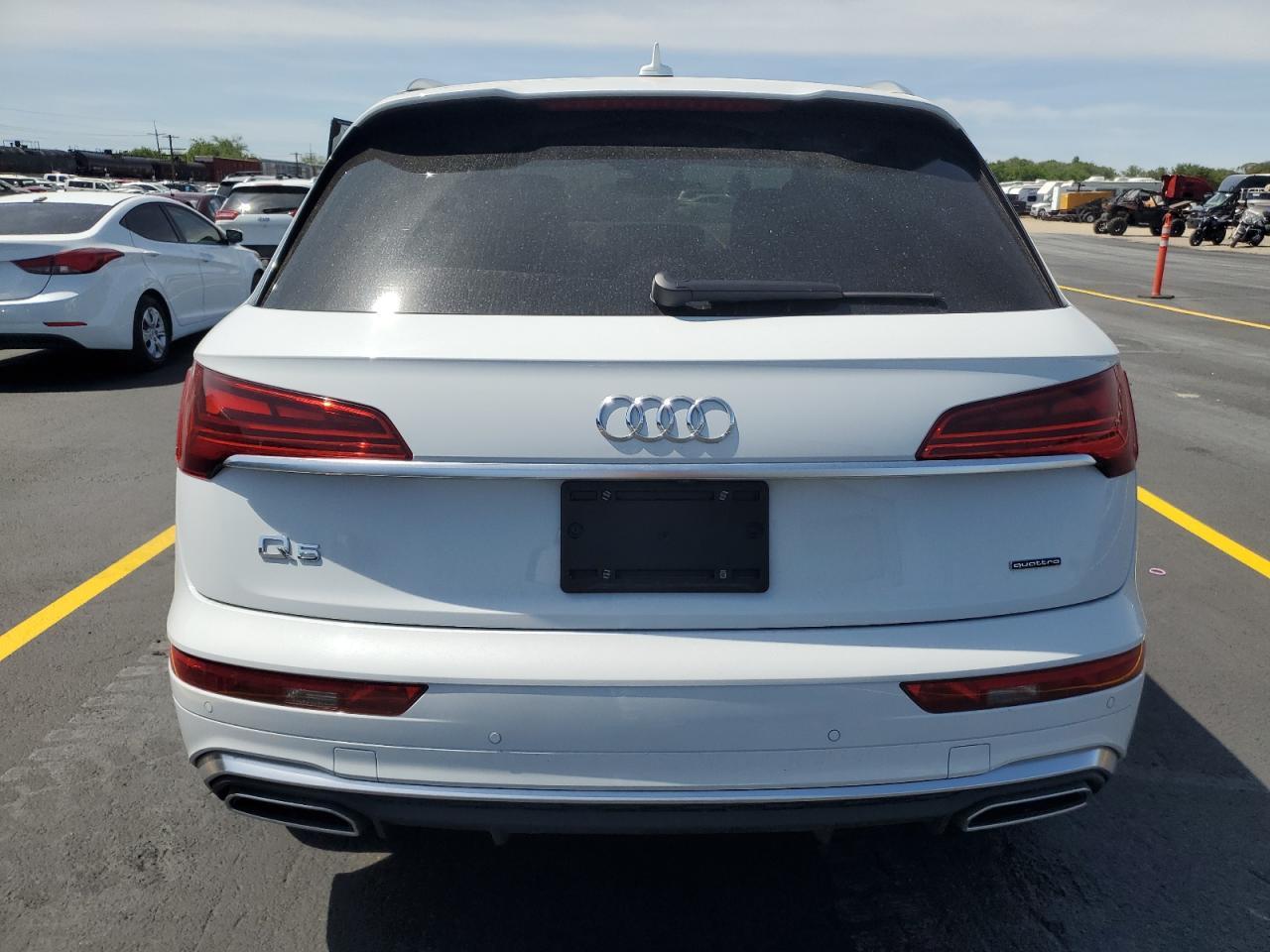 2023 Audi Q5 Premium Plus 45 - Image 6