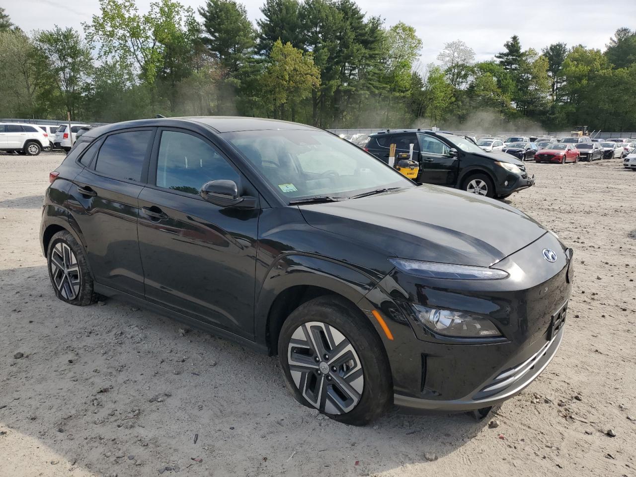 2023 Hyundai Kona Se - Image 4
