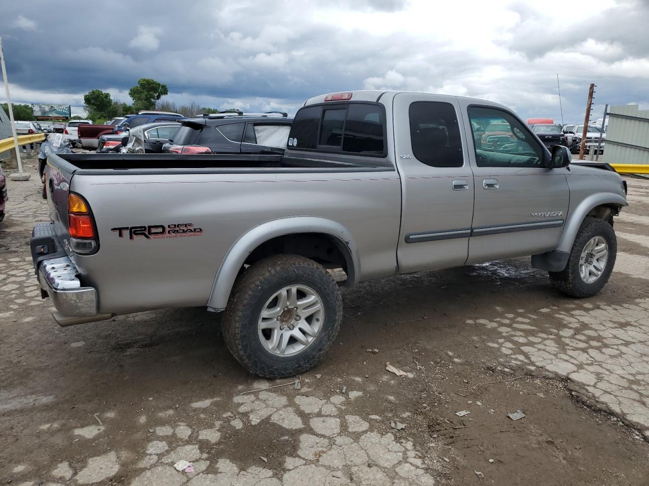 2003 Toyota Tundra Access Cab Sr5 - Image 3
