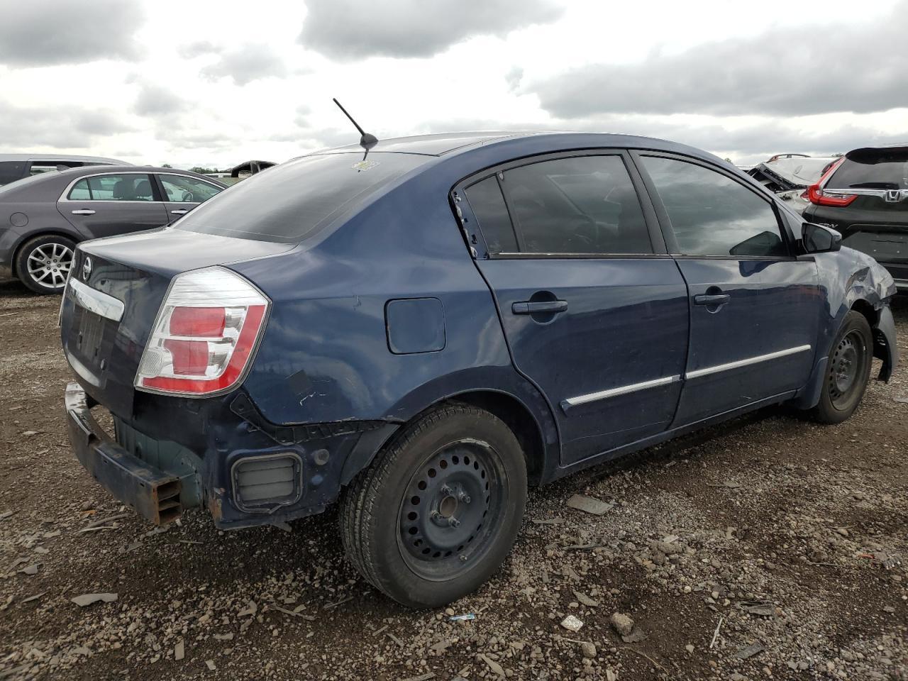 2010 Nissan Sentra 2.0 - Фото 3