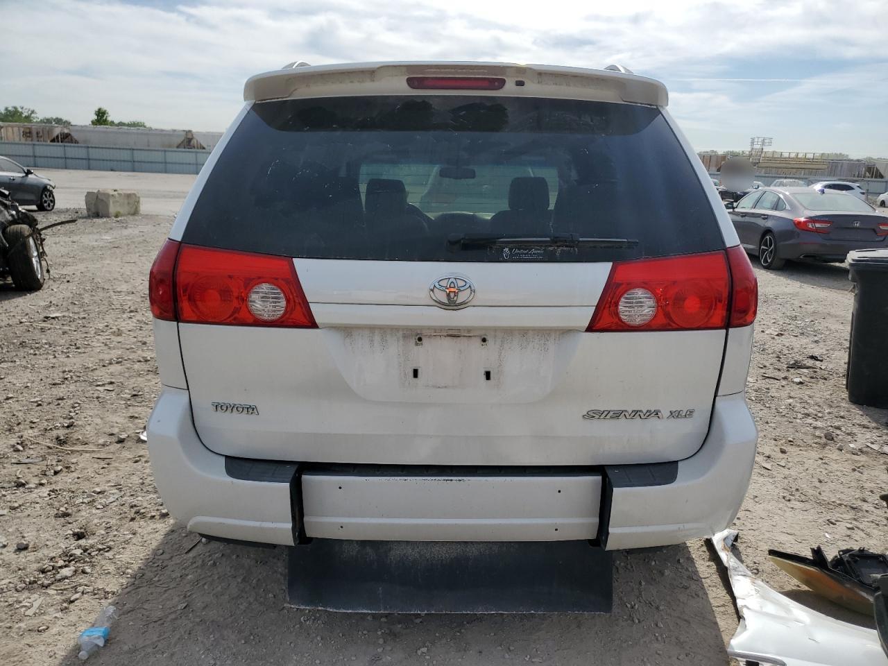 2006 Toyota Sienna Xle 7 Passenger - Фото 6