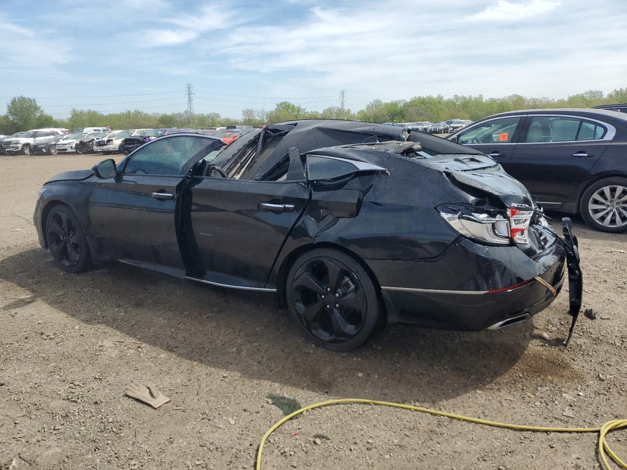 2020 Honda Accord Touring - Image 2