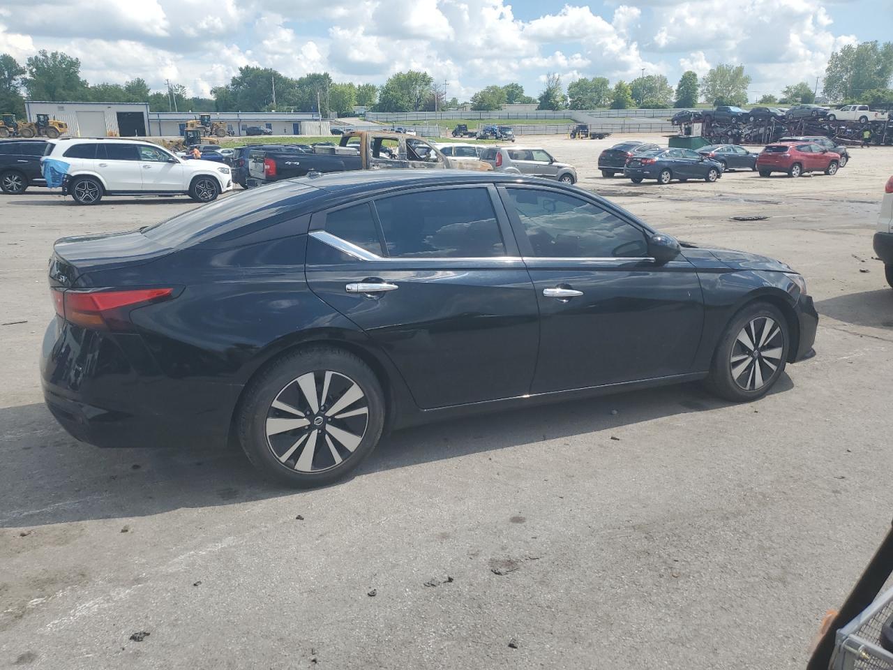 2021 Nissan Altima Sv - Фото 3