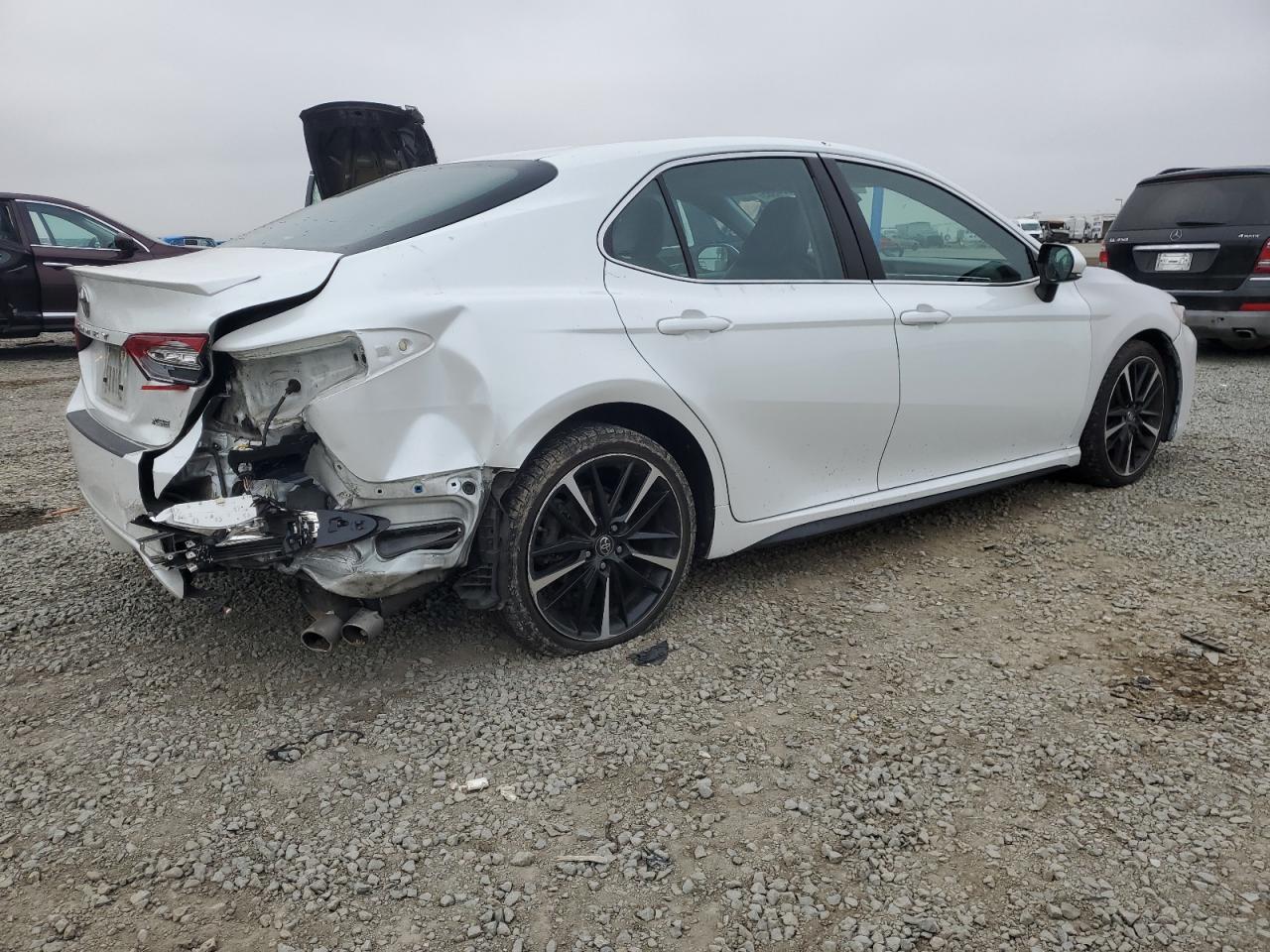 2018 Toyota Camry Xse - Фото 3