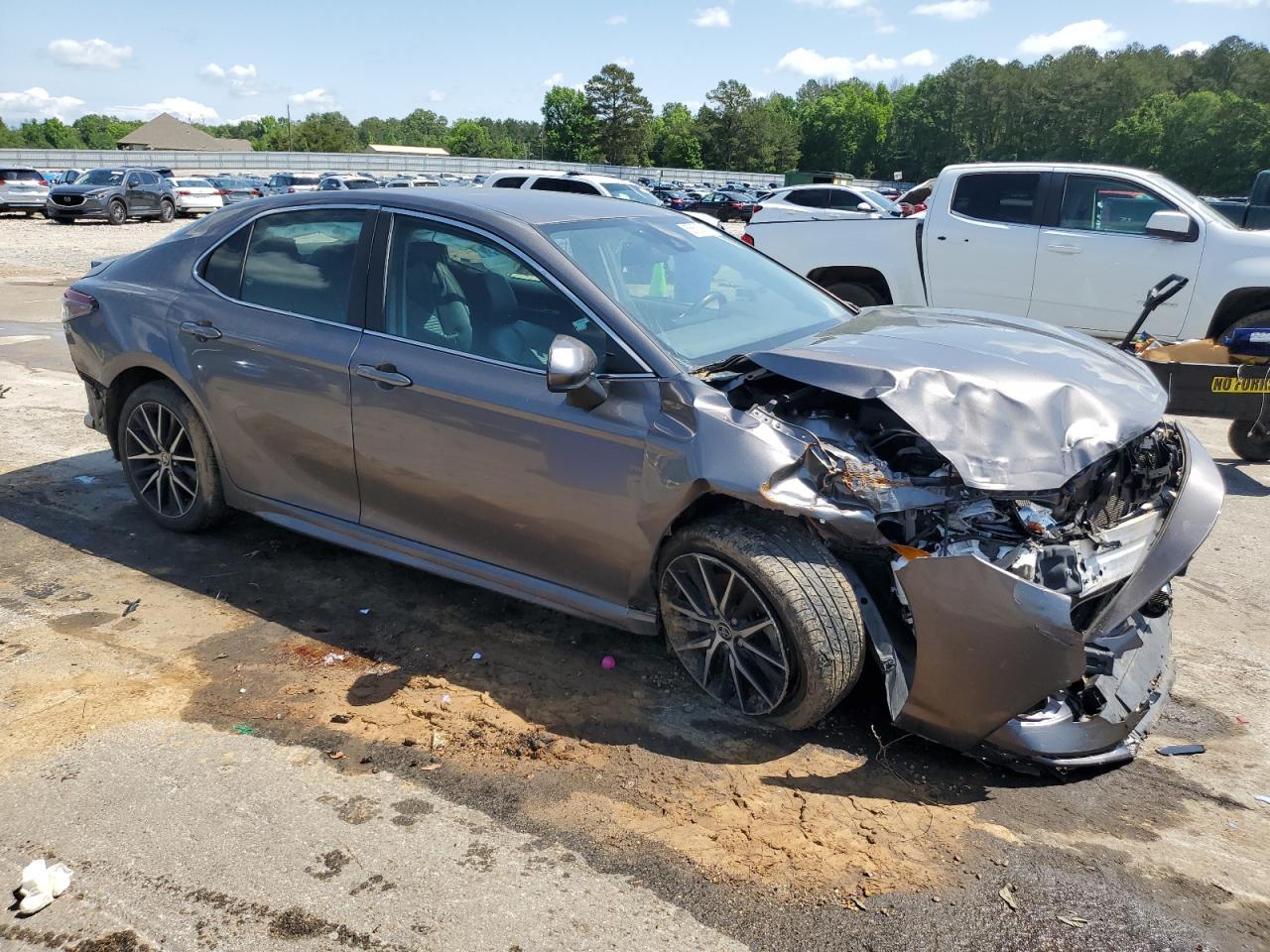 2021 Toyota Camry Se - Фото 4
