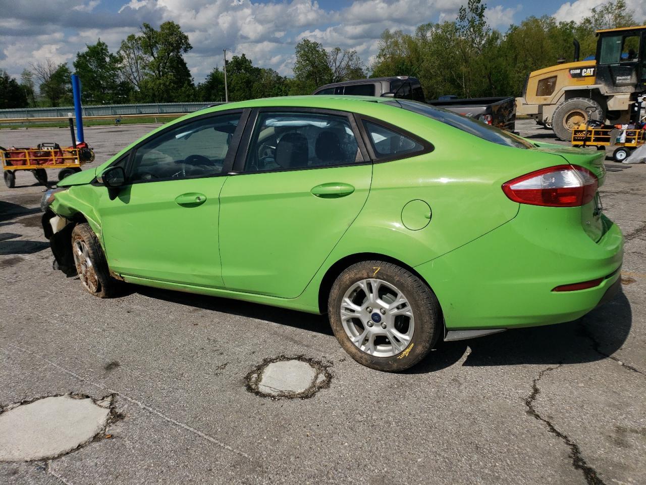 2014 Ford Fiesta Se - Фото 2