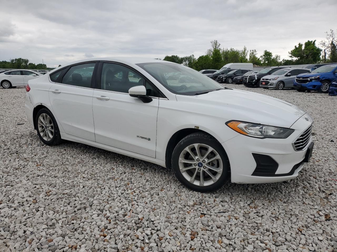2019 Ford Fusion Se - Image 4