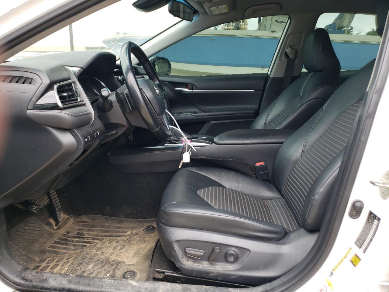 2019 Toyota Camry L - Фото 7