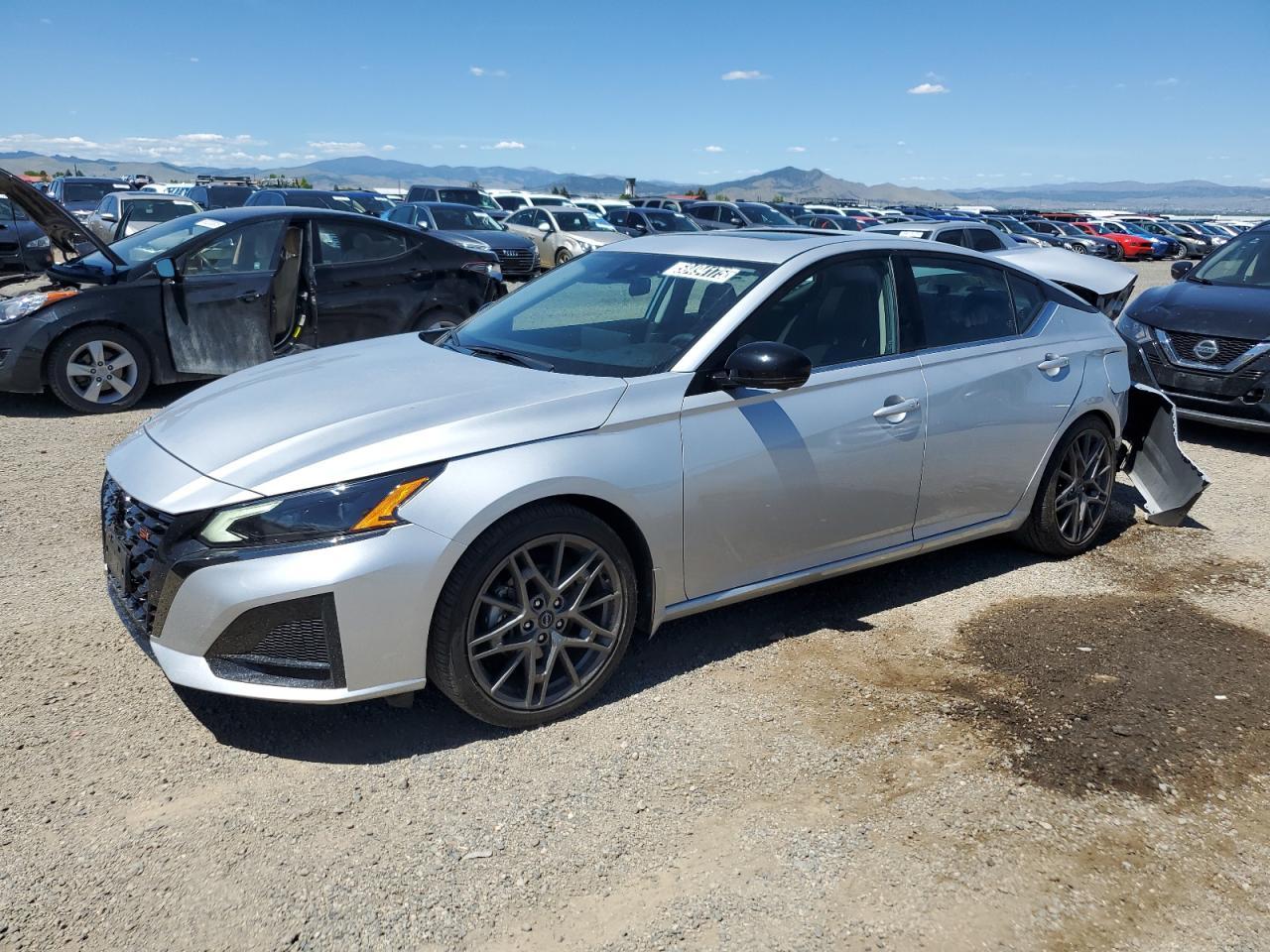 2023 Nissan Altima 2.0 Sr