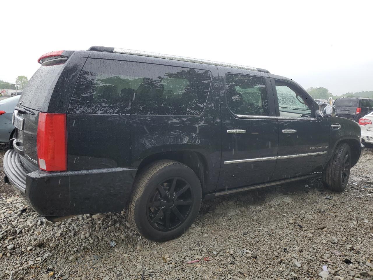 2011 Cadillac Escalade Esv Premium - Image 3