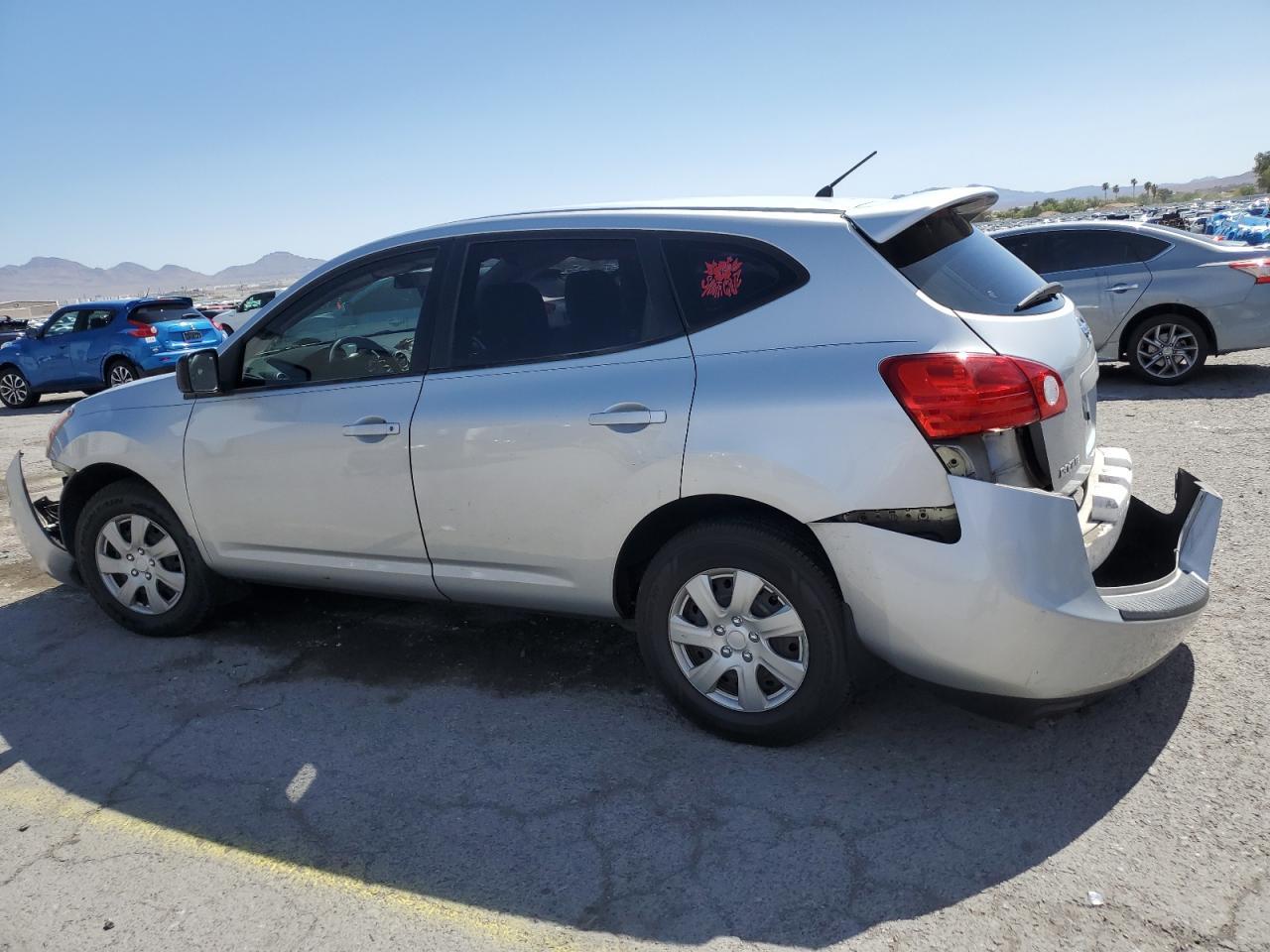 2009 Nissan Rogue S - Image 2