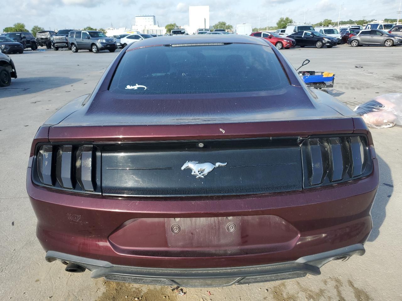 2018 Ford Mustang - Фото 6