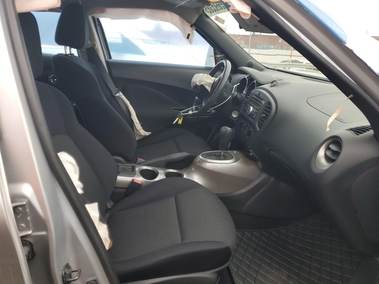 2011 Nissan Juke S - Фото 7