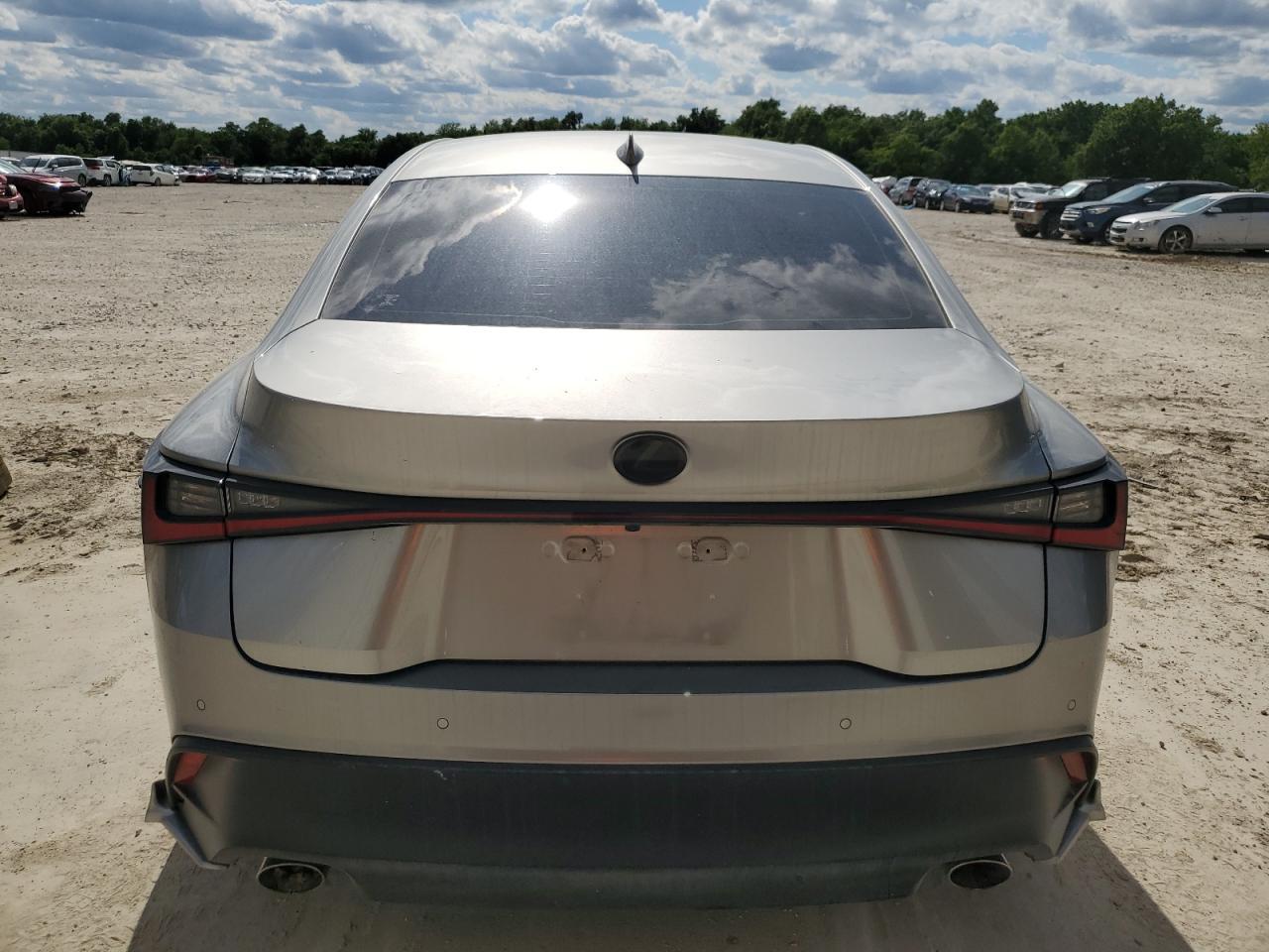 2021 Lexus Is 300 - Image 6