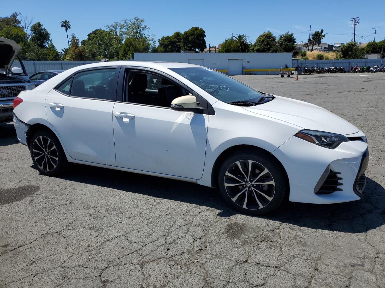 2017 Toyota Corolla L - Image 4