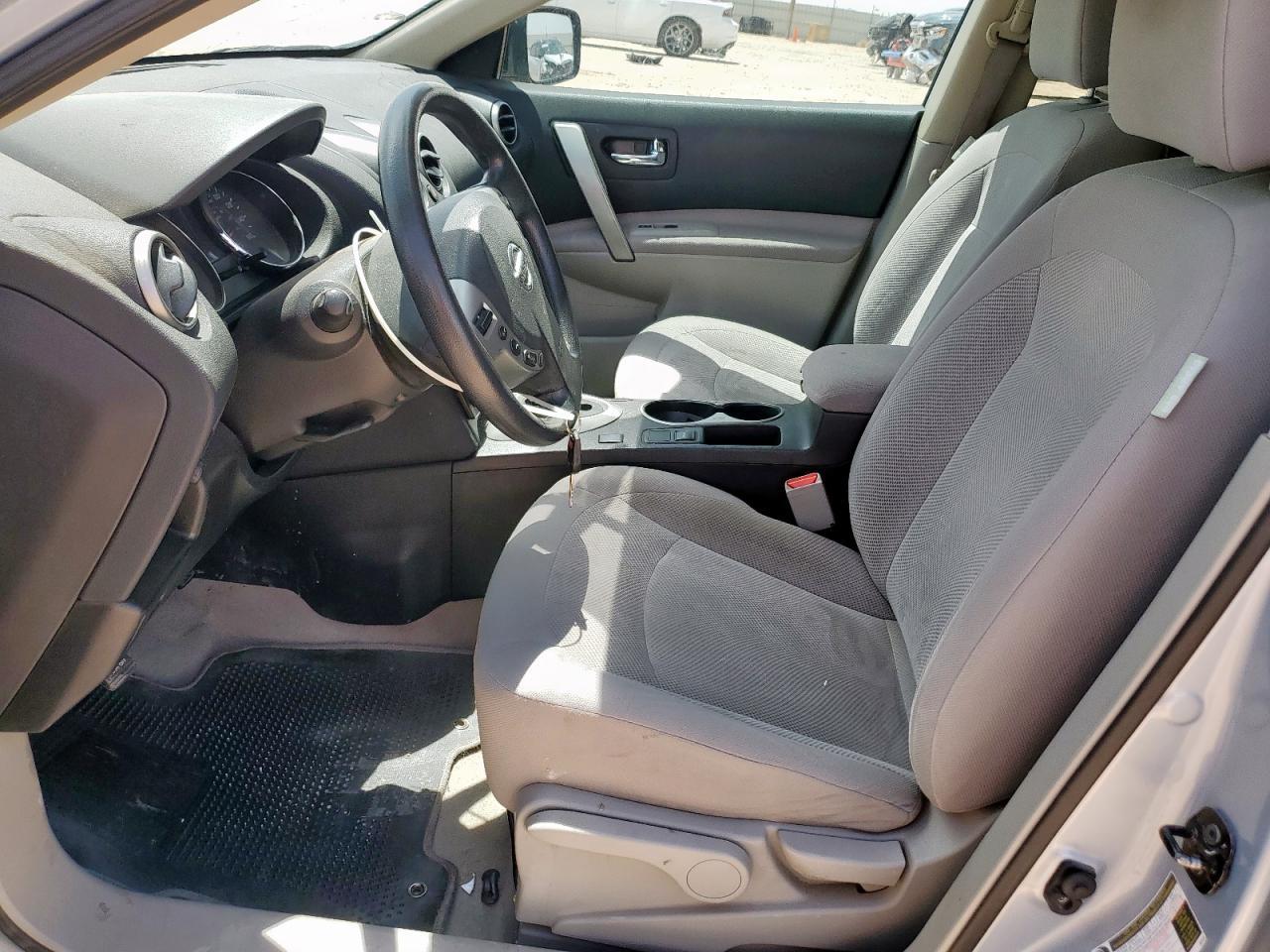 2015 Nissan Rogue Select S - Image 7