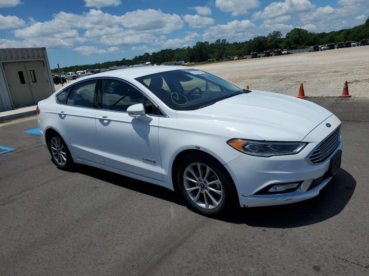 2017 Ford Fusion Se Hybrid - Image 4