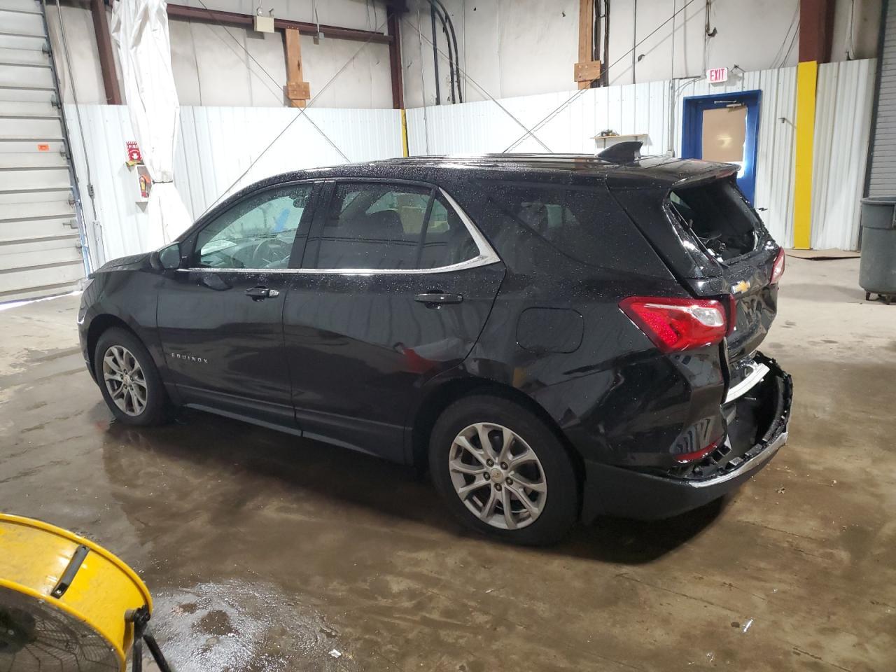 2018 Chevrolet Equinox Lt - Image 2