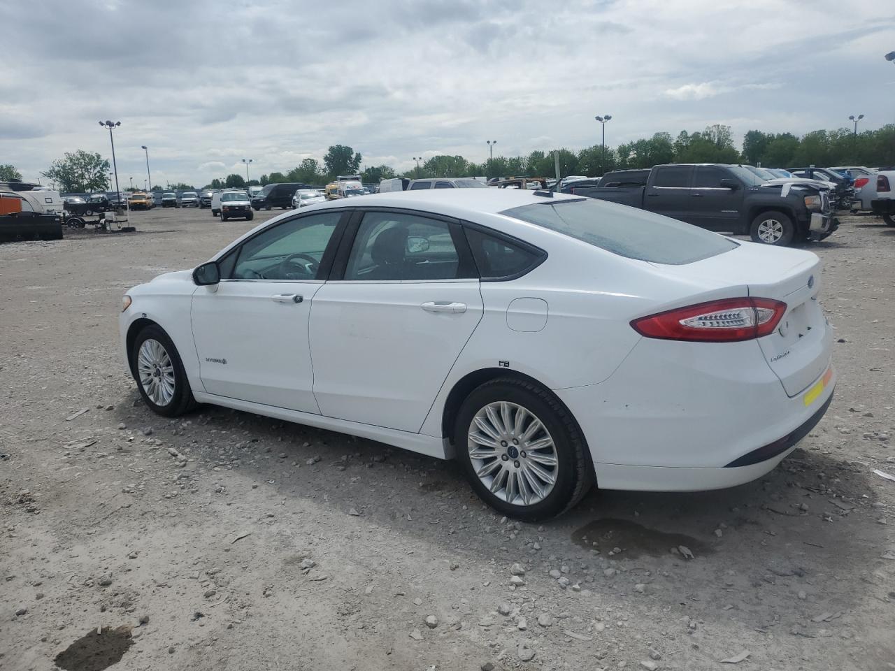 2013 Ford Fusion Se Hybrid - Image 2