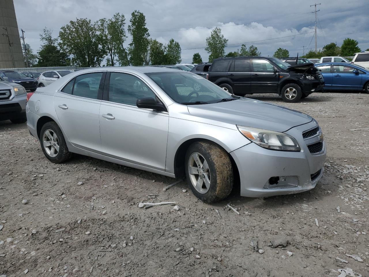 2013 Chevrolet Malibu Ls - Image 4