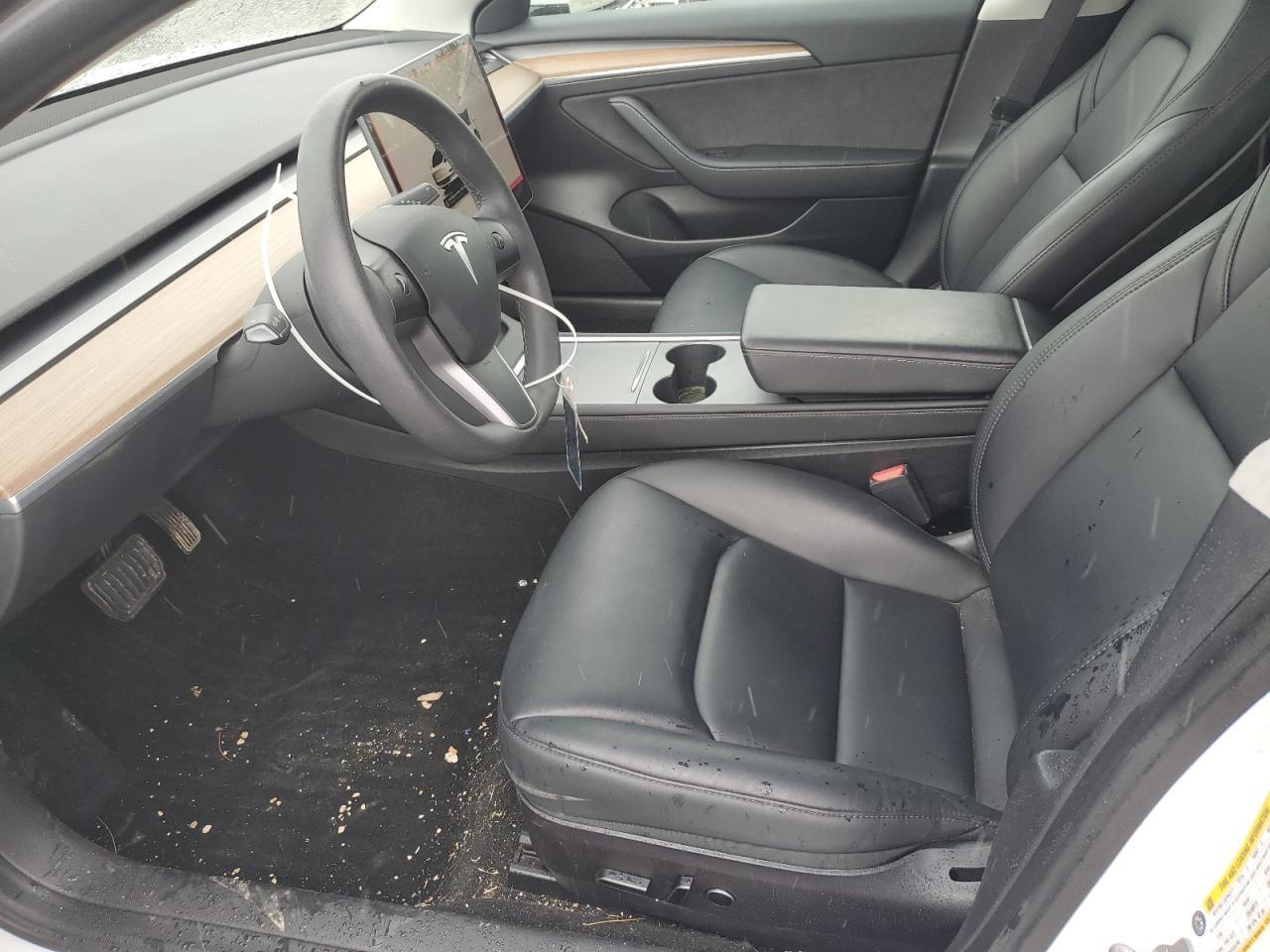 2023 Tesla Model 3 - Image 7