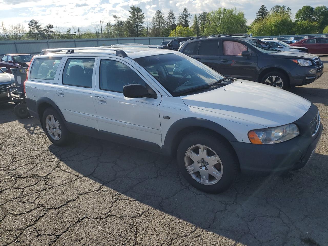 2005 Volvo Xc70 - Image 4