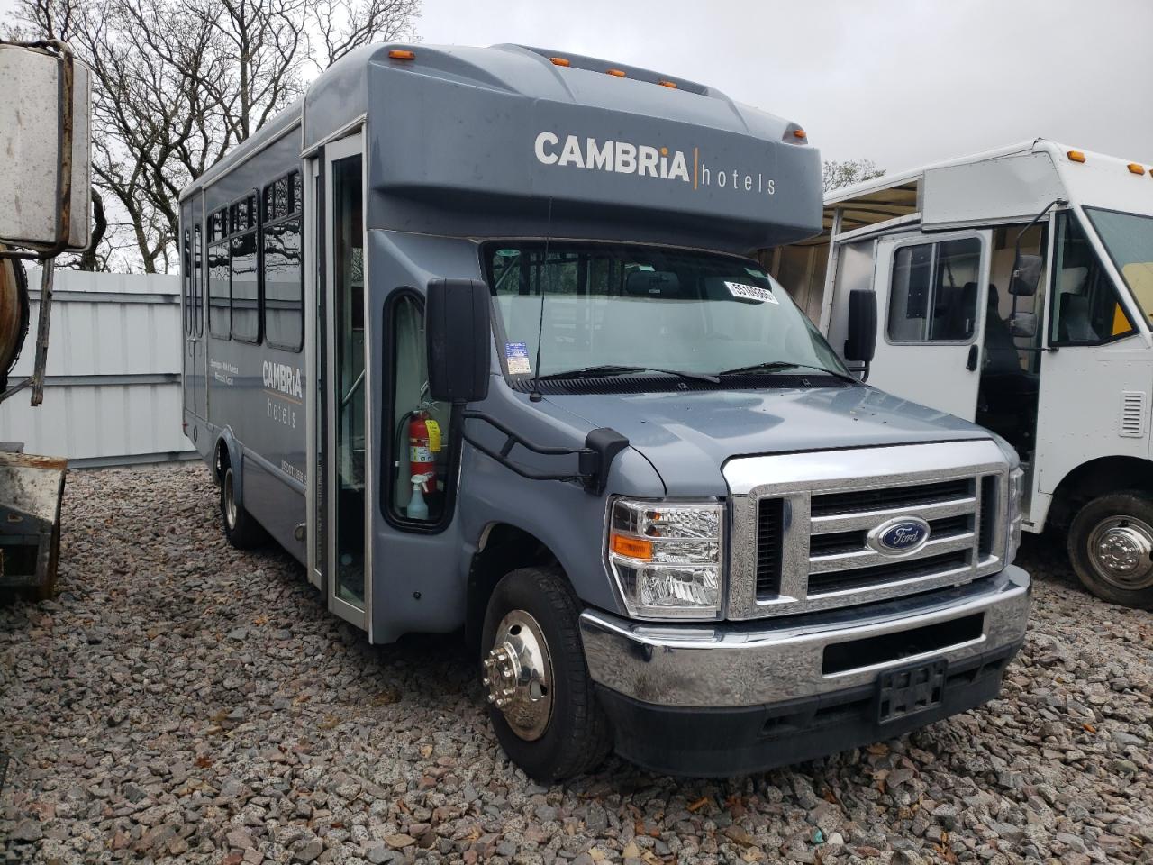 2024 Ford Econoline E450 Super Duty Cutaway Van