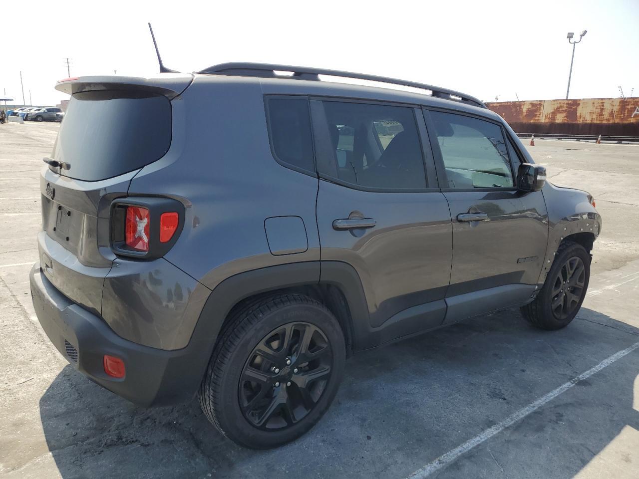 2019 Jeep Renegade Latitude - Фото 3