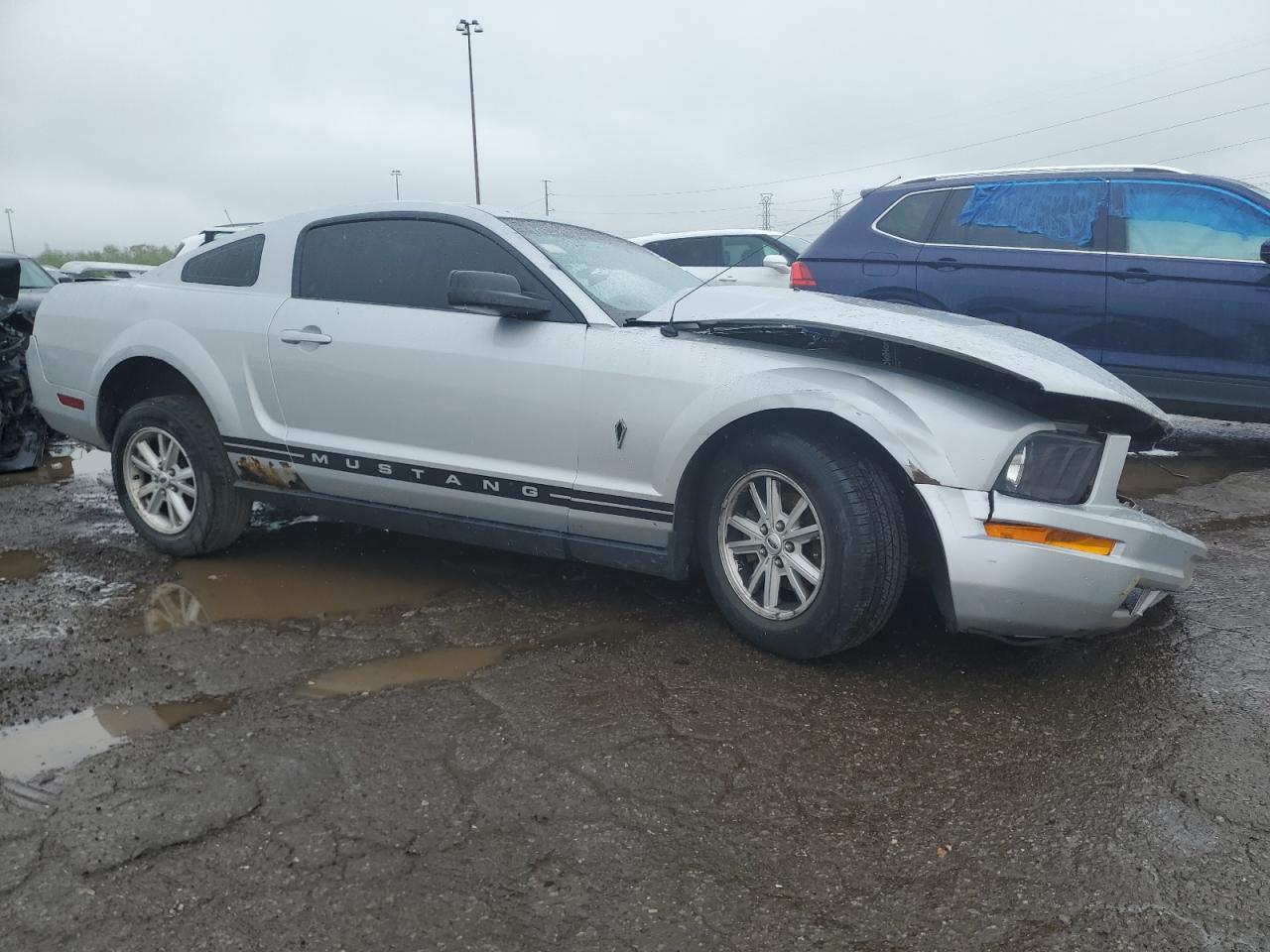 2005 Ford Mustang - Фото 4