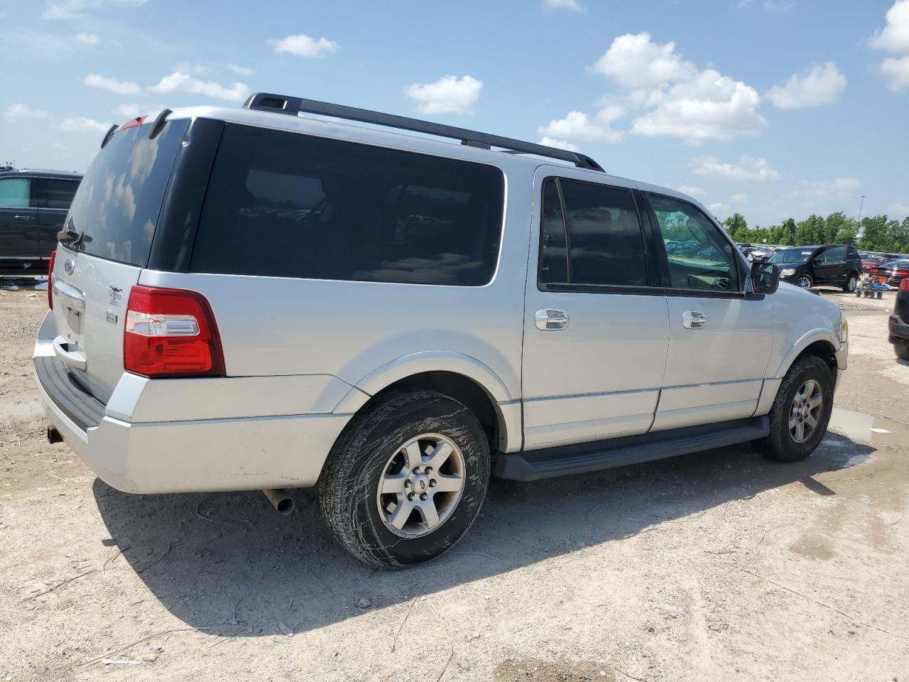 2010 Ford Expedition El Xlt - Фото 3