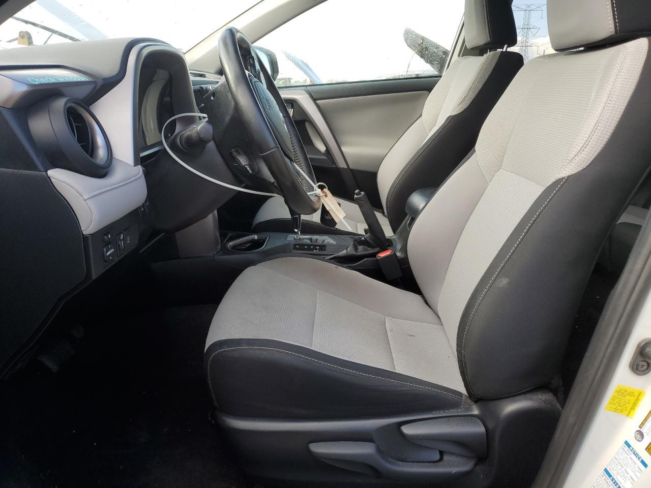 2017 Toyota Rav4 Xle - Image 7