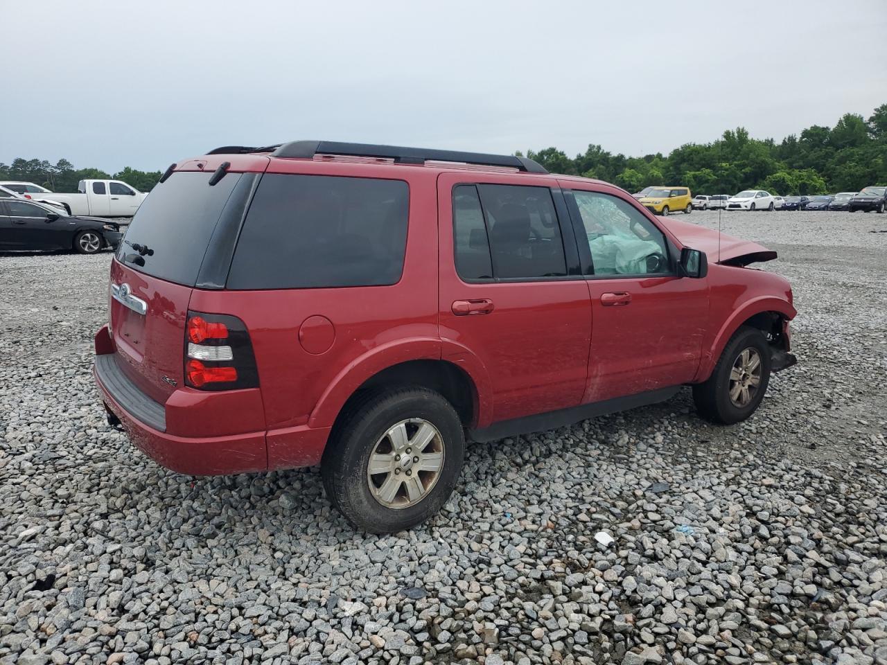 2010 Ford Explorer Xlt - Image 3
