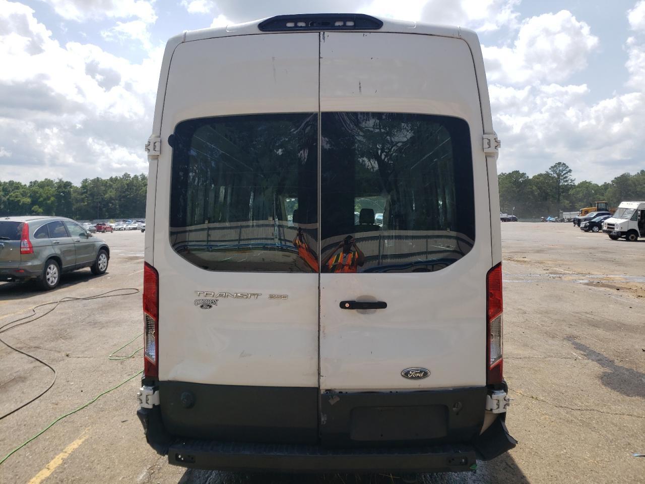 2019 Ford Transit T-250 - Фото 6