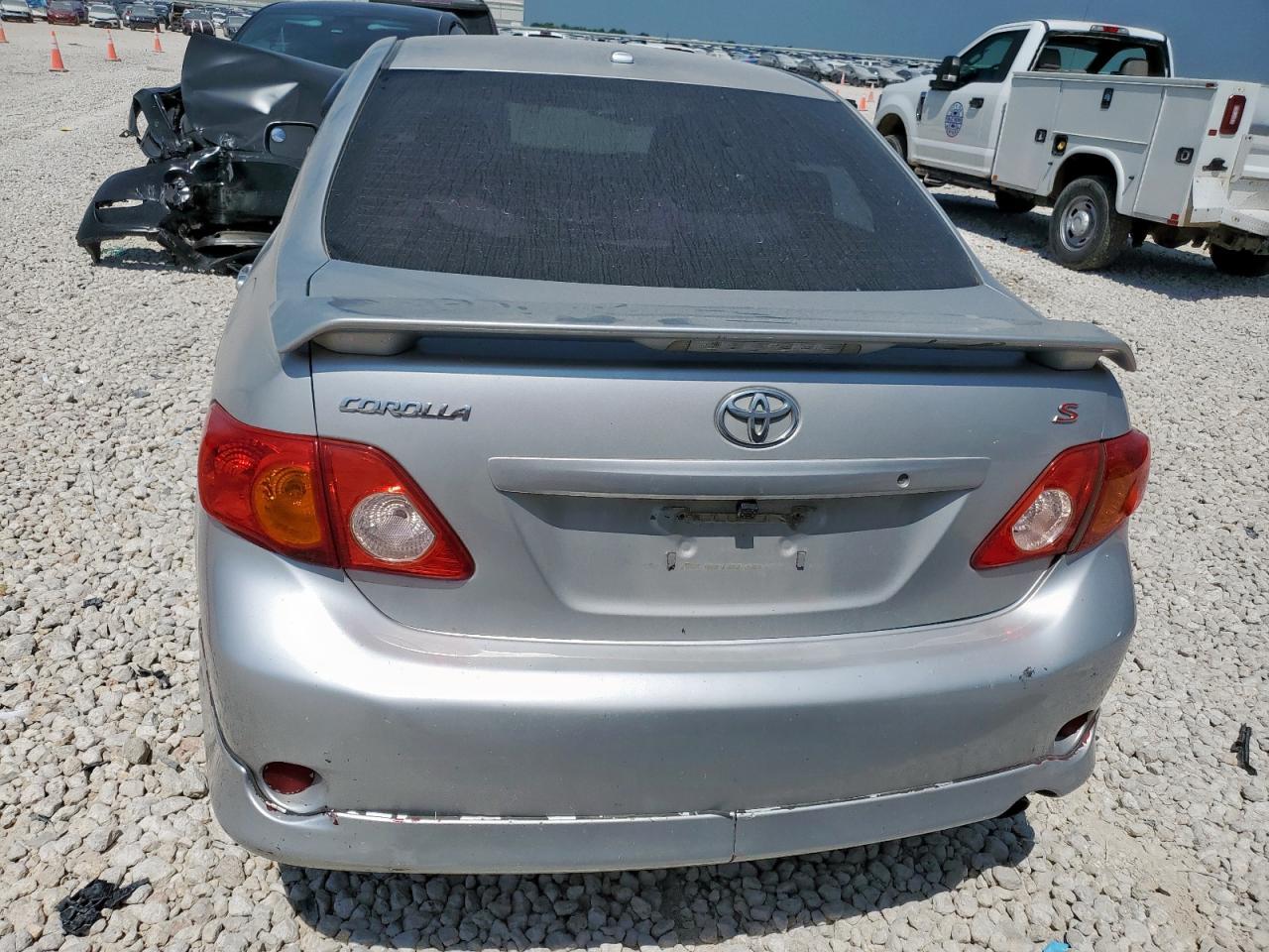 2010 Toyota Corolla - Image 6