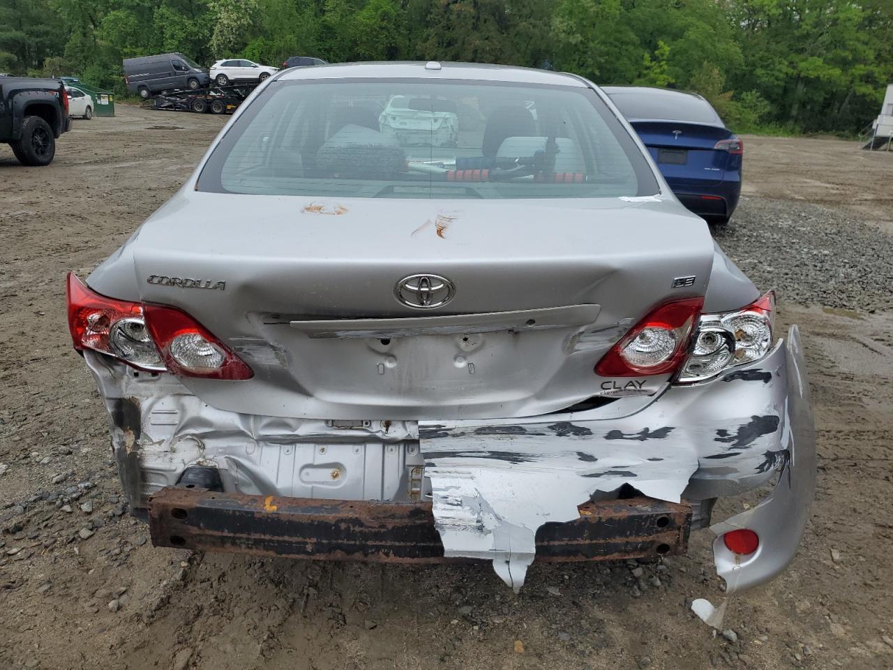 2010 Toyota Corolla Le - Фото 6