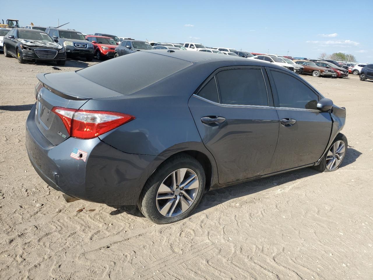 2014 Toyota Corolla Eco - Фото 3