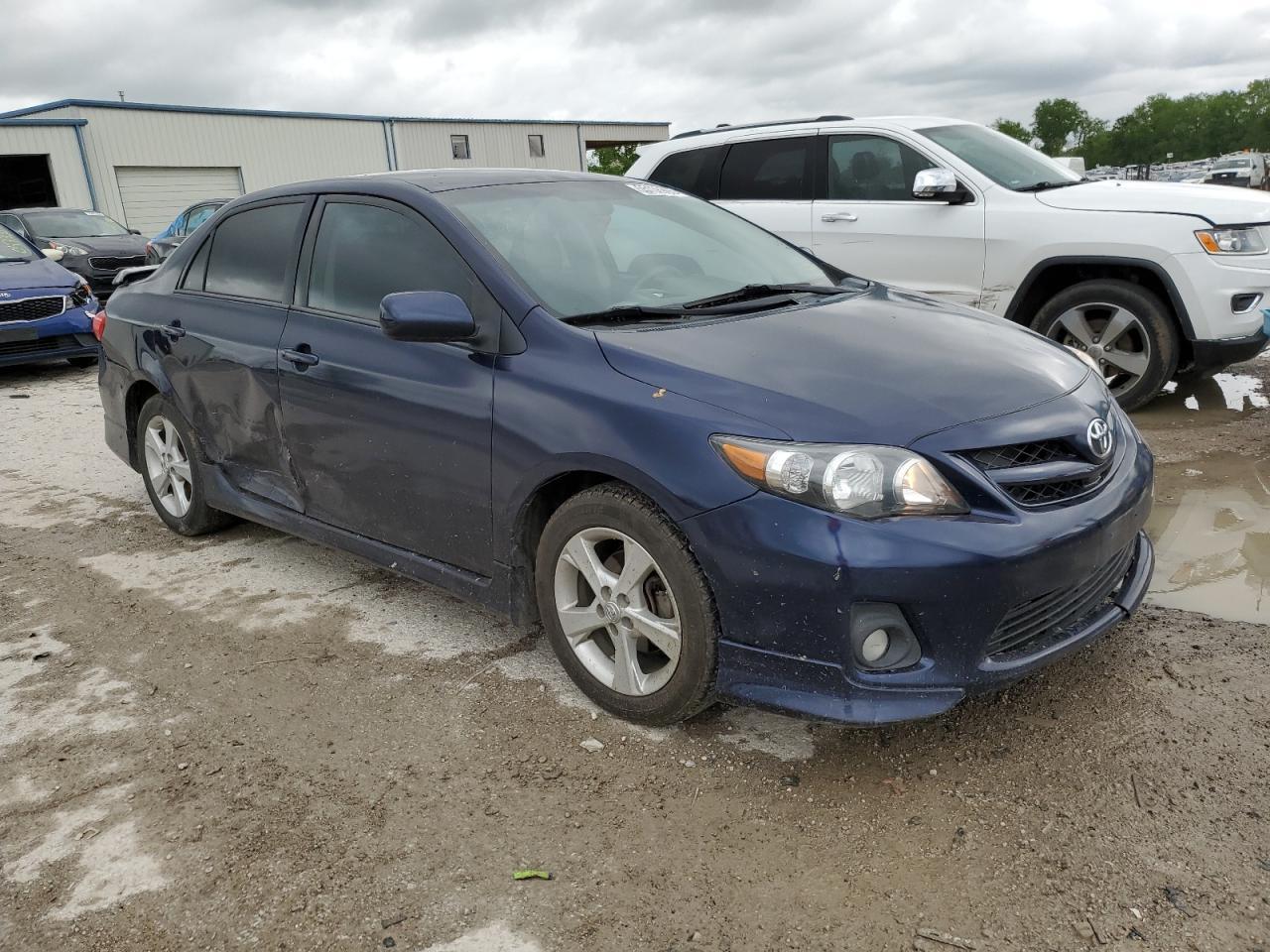 2013 Toyota Corolla Base - Фото 4