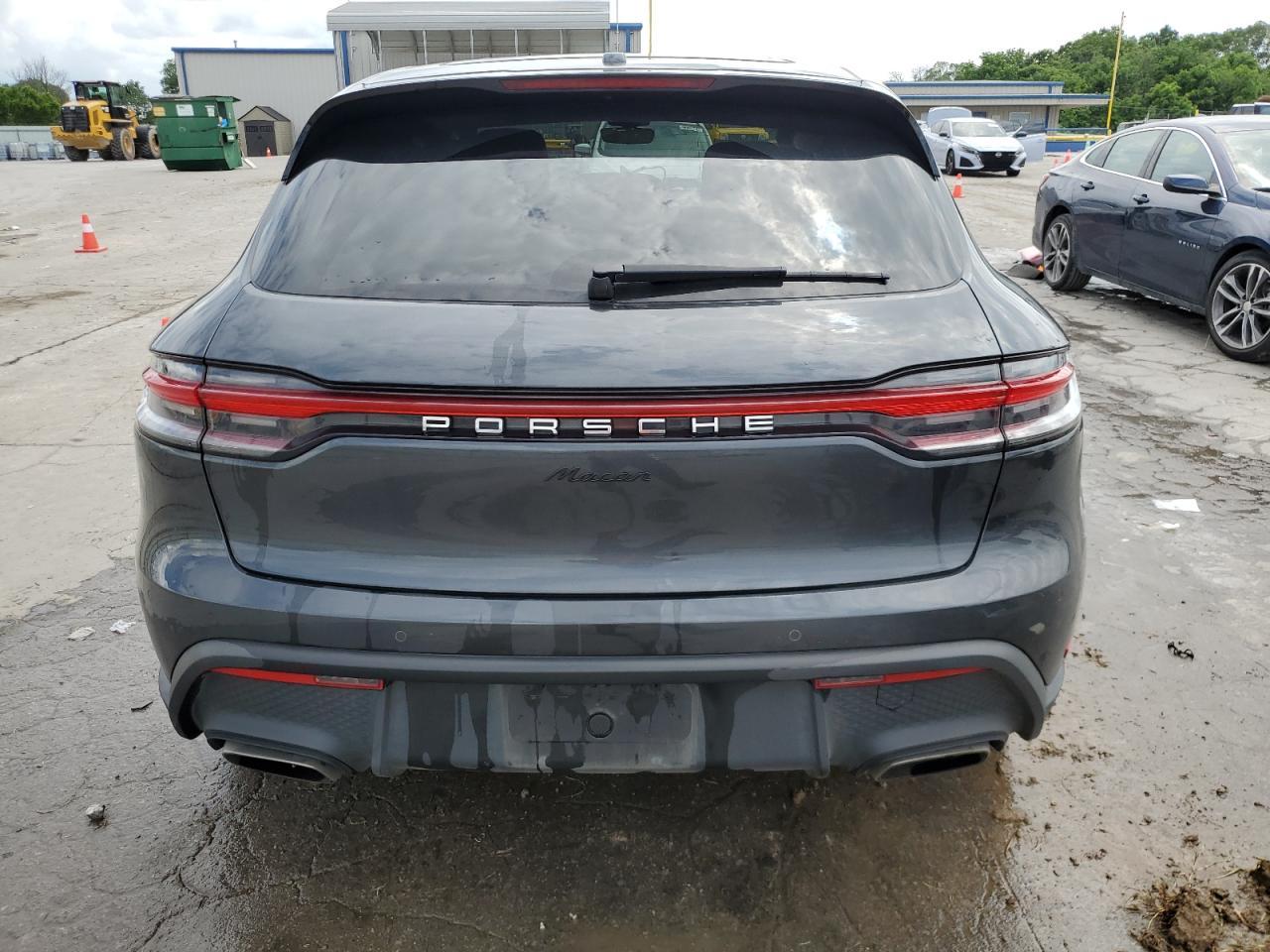 2023 Porsche Macan Base - Image 6