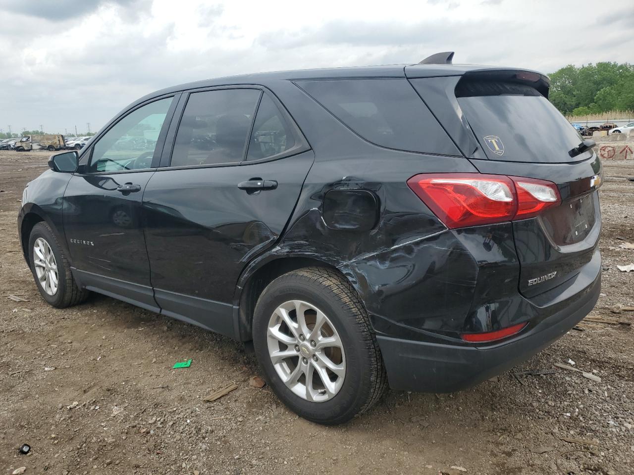 2019 Chevrolet Equinox Ls - Фото 2