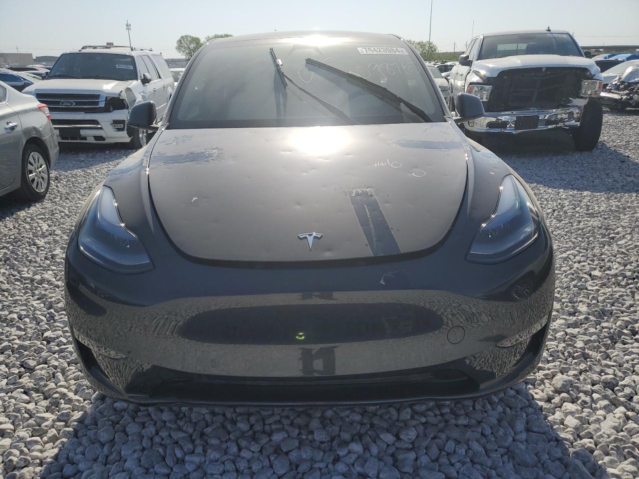 2024 Tesla Model Y - Image 5