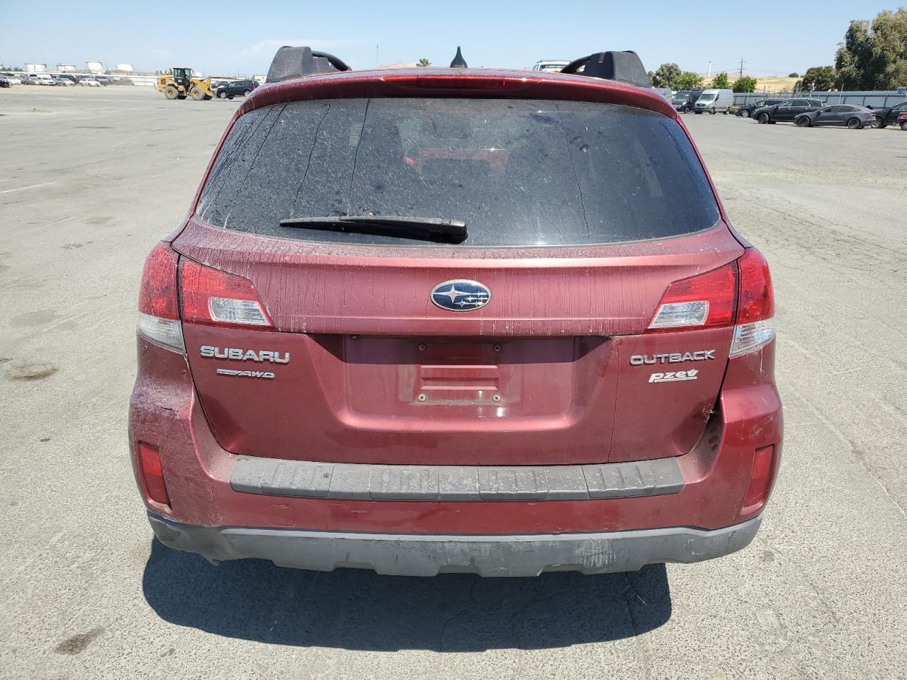 2013 Subaru Outback 2.5I Limited - Image 6