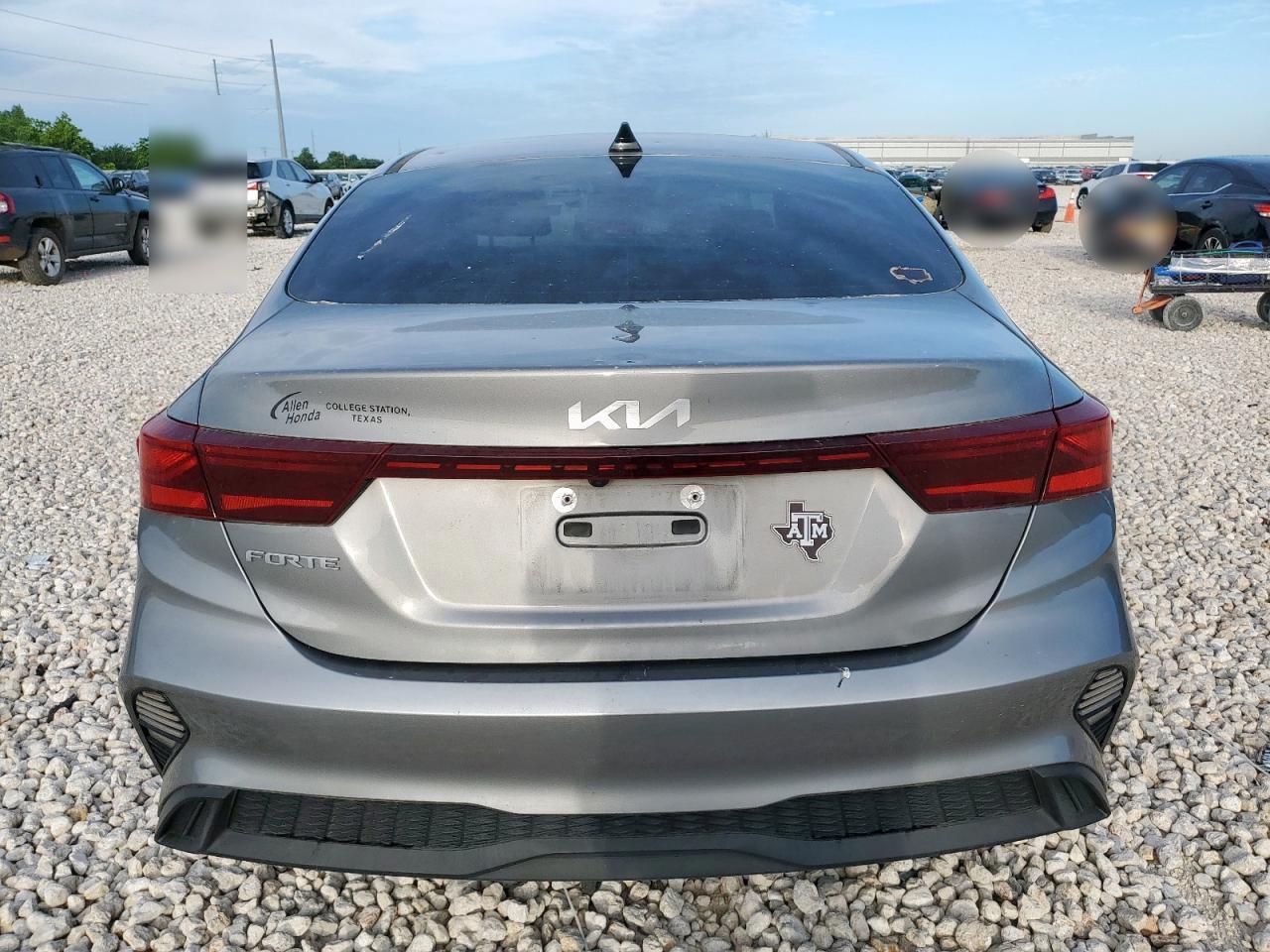 2022 Kia Forte Fe - Фото 6